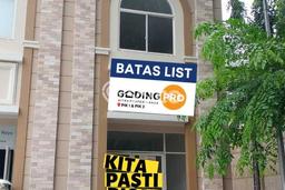 Dijual! Ruko di Green Lake City Jakarta Barat LT 60m2 / LB 60m2 Kawasan Strategis Dijual! Ruko di Green Lake City Jakarta Barat LT 60m2 / LB 60m2 Kawasan Strategis