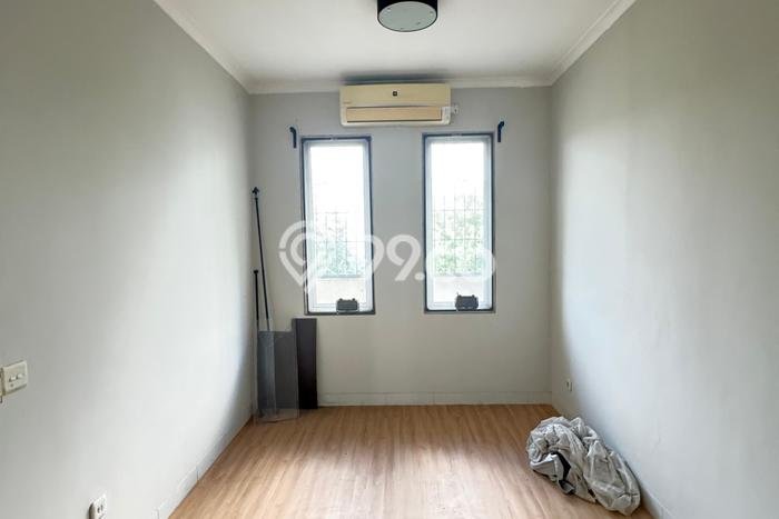 Dijual Rumah Eksklusif 2 KT di Gading Serpong, Tangerang Dijual Rumah Eksklusif 2 KT di Gading Serpong, Tangerang
