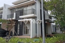 Ready to Use! Premium House LT 200m2 Desain Modern di BSD Ready to Use! Premium House LT 200m2 Desain Modern di BSD