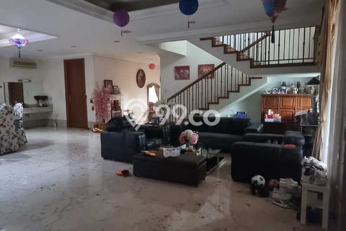 Hunian Elit LB 600m2 Siap Pakai Desain Elegan di Puri Indah, Jakarta Barat Hunian Elit LB 600m2 Siap Pakai Desain Elegan di Puri Indah, Jakarta Barat