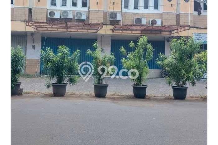 Unit Ruko Dijual di Jakarta Barat LT 100m2 & LB 140m2 Unit Ruko Dijual di Jakarta Barat LT 100m2 & LB 140m2