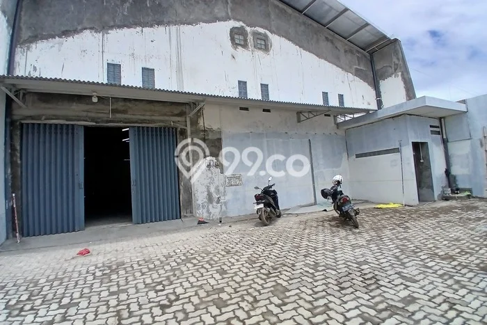 Unit Gudang Paling Strategis di Semarang Barat Semarang dengan LB 480m2 Unit Gudang Paling Strategis di Semarang Barat Semarang dengan LB 480m2