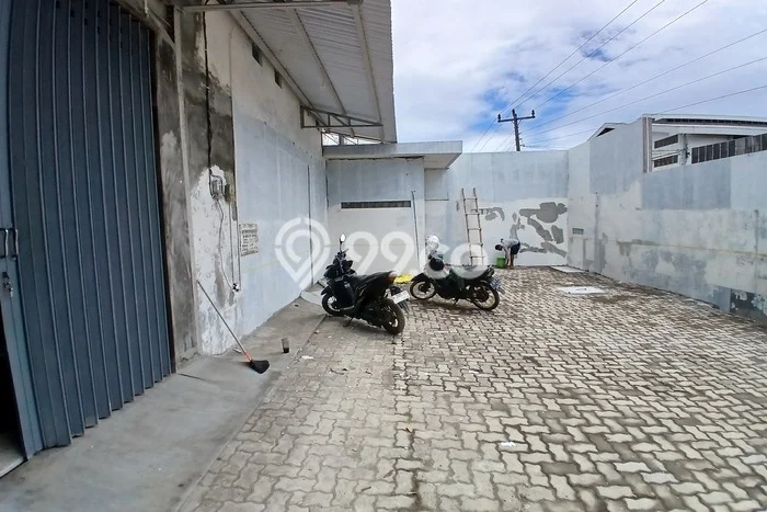 Unit Gudang Paling Strategis di Semarang Barat Semarang dengan LB 480m2 Unit Gudang Paling Strategis di Semarang Barat Semarang dengan LB 480m2