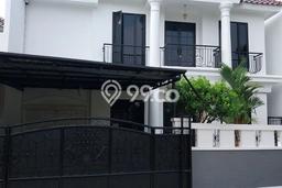 Rumah Elit Modern Tanpa Renovasi di BSD Tangerang Rumah Elit Modern Tanpa Renovasi di BSD Tangerang