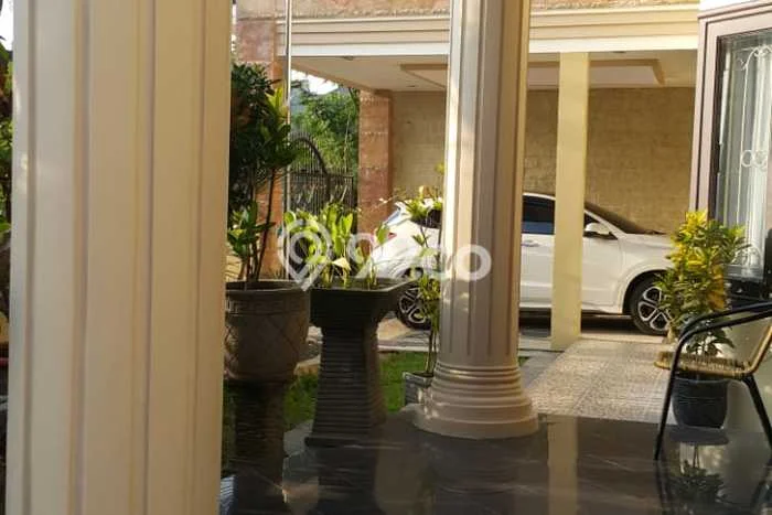 Rumah Luxury Modern Siap Huni di Galaxy Surabaya Rumah Luxury Modern Siap Huni di Galaxy Surabaya
