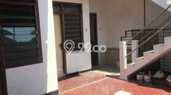 Disewakan Rumah Konsep Modern di Wiyung Surabaya dengan 2 KT Disewakan Rumah Konsep Modern di Wiyung Surabaya dengan 2 KT