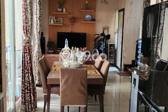 Dijual Rumah Premium dengan Fasilitas Sekitar Komplit di Cakung, Jakarta Timur Dijual Rumah Premium dengan Fasilitas Sekitar Komplit di Cakung, Jakarta Timur