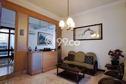 Dijual Rumah Mewah Elegan Dengan View Eksklusif di Pondok Indah, Jakarta Selatan Dijual Rumah Mewah Elegan Dengan View Eksklusif di Pondok Indah, Jakarta Selatan