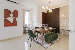 Ready to Use! Luxury House LT 203m2 Desain Modern di Setra Duta Ready to Use! Luxury House LT 203m2 Desain Modern di Setra Duta