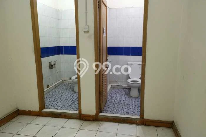 Ruko Komersial Dijual di Pekalipan Cirebon LT 100m2 & LB 200m2 Ruko Komersial Dijual di Pekalipan Cirebon LT 100m2 & LB 200m2