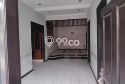 Rumah sewa siap huni 6 Kamar Tidur di Taman Kopo Indah, Bandung Rumah sewa siap huni 6 Kamar Tidur di Taman Kopo Indah, Bandung