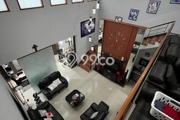 Ready to Use! Luxury House LT 373m2 Desain Elegan di Soekarno Hatta Ready to Use! Luxury House LT 373m2 Desain Elegan di Soekarno Hatta