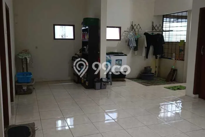 For Sale Rumah 4 Kamar Lokasi Ideal Nyaman dan Strategis di Regol For Sale Rumah 4 Kamar Lokasi Ideal Nyaman dan Strategis di Regol