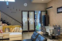 Jual Rumah Mewah Megah Dengan View Cantik di Mekar Wangi, Bandung Jual Rumah Mewah Megah Dengan View Cantik di Mekar Wangi, Bandung