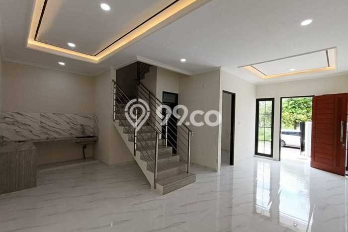Dijual Rumah 4 Kamar Lokasi Strategis Bagus dan Strategis di Rungkut Dijual Rumah 4 Kamar Lokasi Strategis Bagus dan Strategis di Rungkut