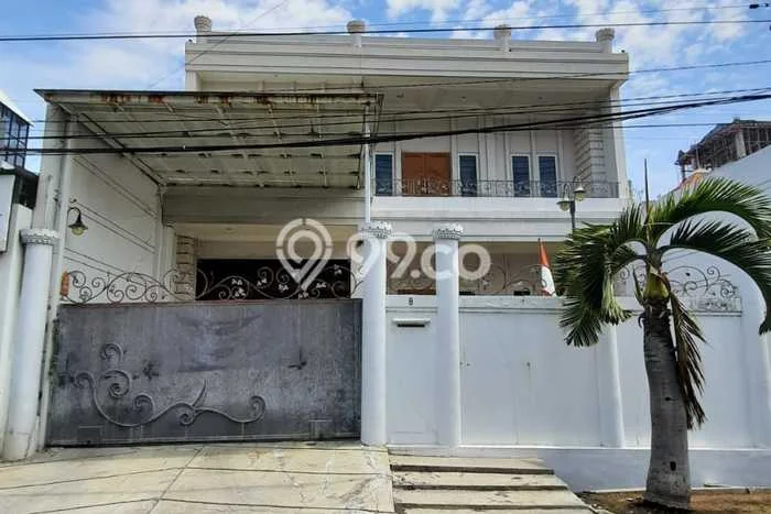 For Sale! Premium House LT 334m2 Desain Elegan di Manyar For Sale! Premium House LT 334m2 Desain Elegan di Manyar