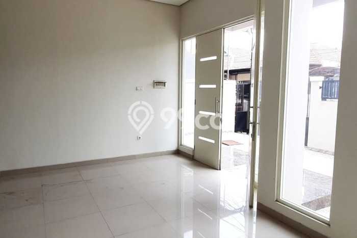 Rumah Elit Modern Siap Huni di Manyar Surabaya Rumah Elit Modern Siap Huni di Manyar Surabaya