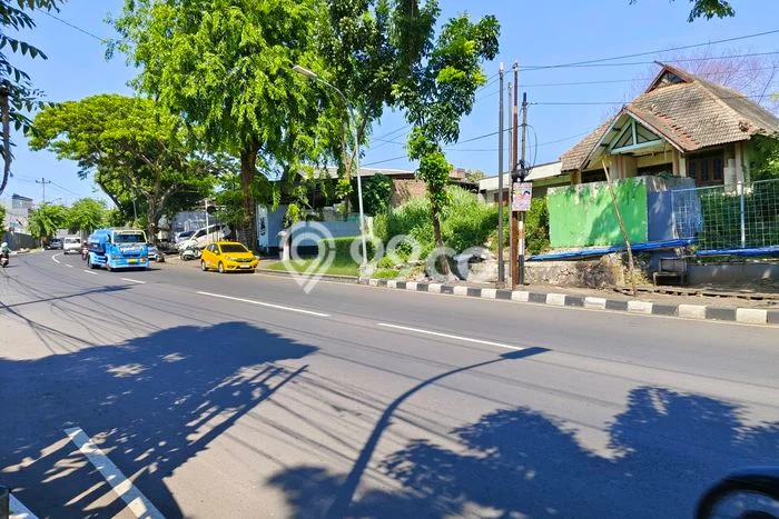 Rumah Mewah Akses Strategis di Semarang Unfurnished Rumah Mewah Akses Strategis di Semarang Unfurnished