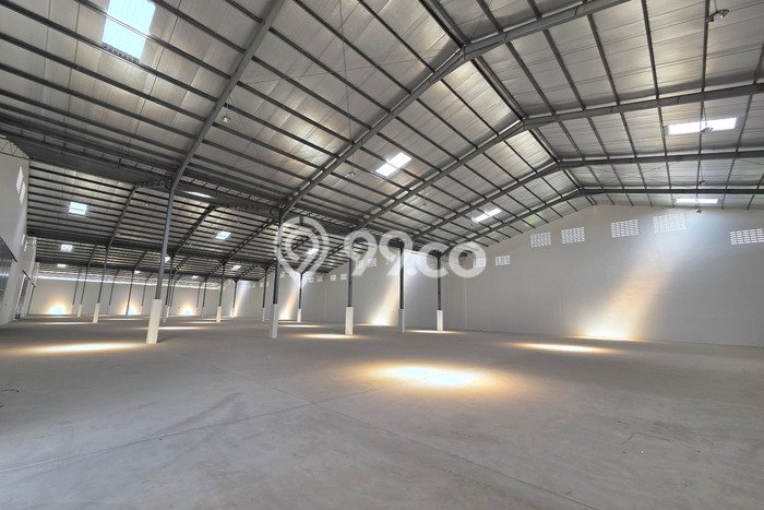 Gudang bagus disewakan di Ngaliyan Semarang dengan LB 3610m2 harga sewa terbaik Gudang bagus disewakan di Ngaliyan Semarang dengan LB 3610m2 harga sewa terbaik
