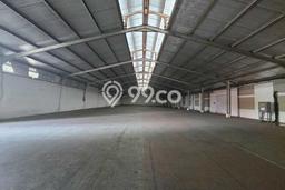Disewakan Gudang Premium Kawasan Banyumanik, Luas 1320m², Pusat Komersial Disewakan Gudang Premium Kawasan Banyumanik, Luas 1320m², Pusat Komersial