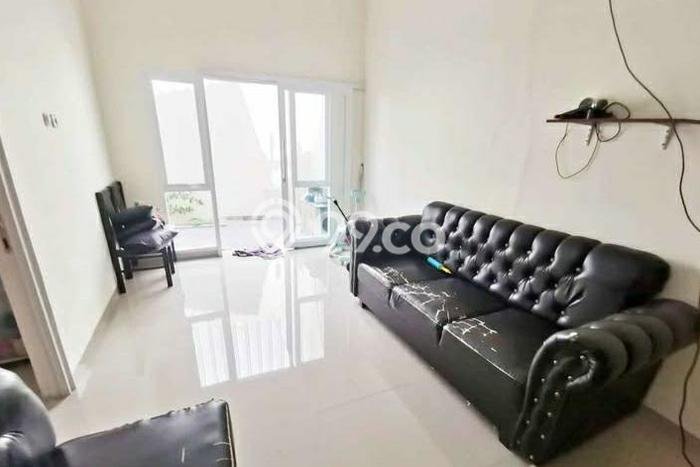 Lokasi terbaik! Rumah siap huni dikontrakkan di Pondok Aren LB 153m2 Lokasi terbaik! Rumah siap huni dikontrakkan di Pondok Aren LB 153m2