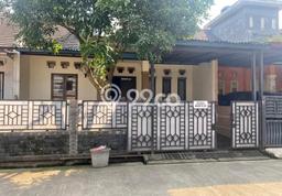 Rumah Kontrakan Tangerang LT 70m2 LB 80m2 Area Pondok Cabe Rumah Kontrakan Tangerang LT 70m2 LB 80m2 Area Pondok Cabe
