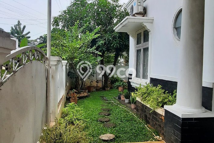 Rumah Mewah LB 250m2 Siap Huni Desain Elegan di Taman Galaxy, Bekasi Rumah Mewah LB 250m2 Siap Huni Desain Elegan di Taman Galaxy, Bekasi