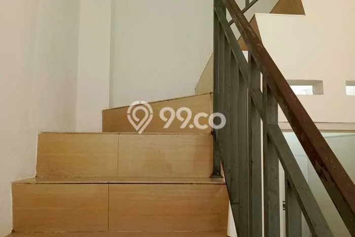 Ruko For Rent Kawasan Buaran, Luas 92m², Lokasi Komersial Ruko For Rent Kawasan Buaran, Luas 92m², Lokasi Komersial