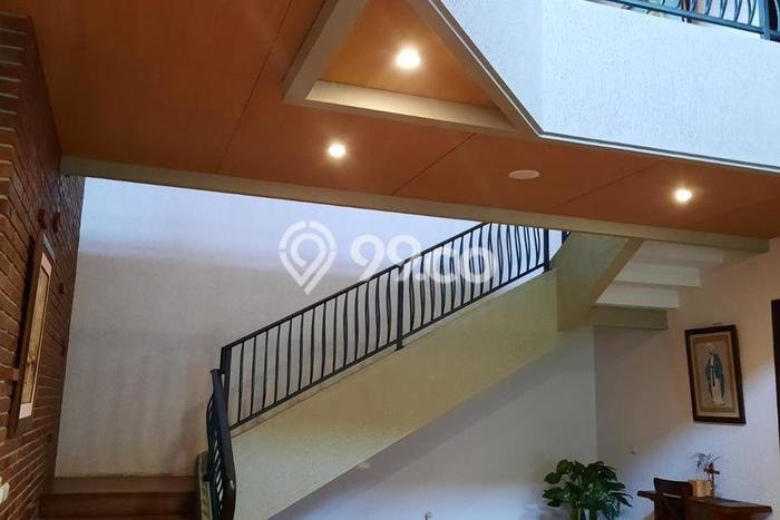 For Sale Rumah Mewah Exclusive di Ungaran Barat, Semarang For Sale Rumah Mewah Exclusive di Ungaran Barat, Semarang