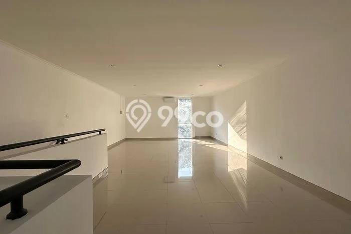 FOR RENT! Ruko di BSB City Cocok untuk Bisnis 184m2 FOR RENT! Ruko di BSB City Cocok untuk Bisnis 184m2