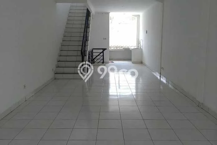 Ruko di Talaga Bodas, Luas 160m², Lokasi Komersial, Disewakan Ruko di Talaga Bodas, Luas 160m², Lokasi Komersial, Disewakan