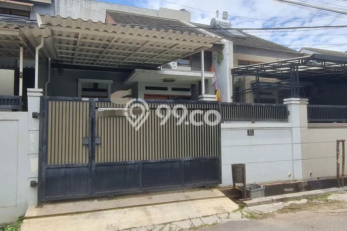 Rumah Modern Minimalis 4 Kamar Bisa Langsung Pindah di Arcamanik Rumah Modern Minimalis 4 Kamar Bisa Langsung Pindah di Arcamanik