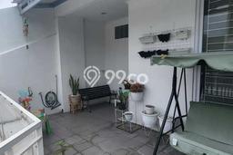 Rumah Modern Cantik 2 KT Siap Huni di Kelapa Gading Rumah Modern Cantik 2 KT Siap Huni di Kelapa Gading