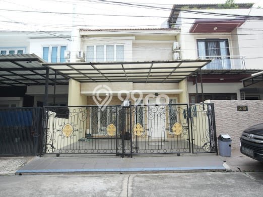 Siap Huni Rumah Mewah 3 Kamar di Kelapa Gading Dekat ke Mana Pun Siap Huni Rumah Mewah 3 Kamar di Kelapa Gading Dekat ke Mana Pun