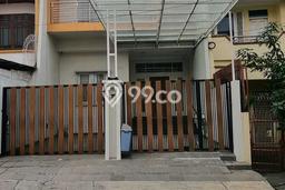 Rumah Luxury Modern Tanpa Renovasi di Sunter Jakarta Utara Rumah Luxury Modern Tanpa Renovasi di Sunter Jakarta Utara