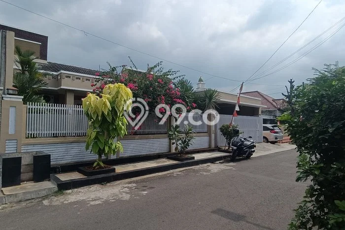 Hunian Elit LB 220m2 Siap Pakai Desain Elegan di Pulogebang, Jakarta Timur Hunian Elit LB 220m2 Siap Pakai Desain Elegan di Pulogebang, Jakarta Timur