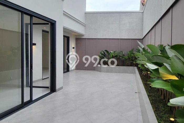 Rumah Mewah Siap Huni LT 210m2 di Gunung Putri, Bogor Rumah Mewah Siap Huni LT 210m2 di Gunung Putri, Bogor