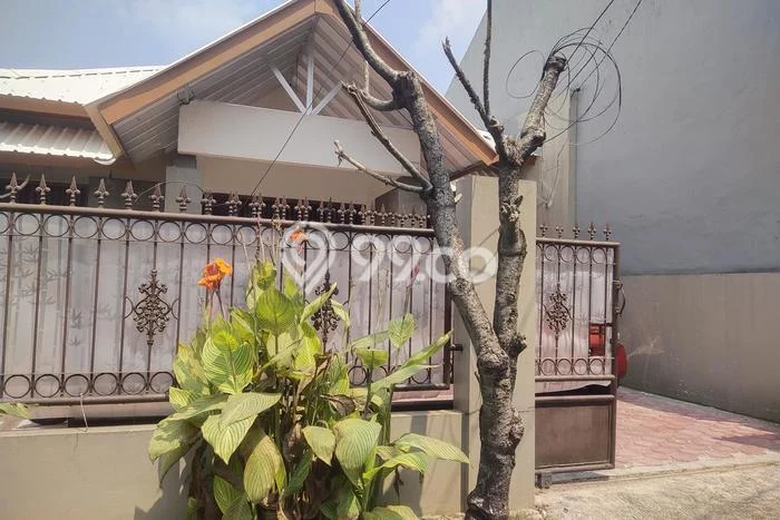 Dijual Hunian Mewah dengan Fasilitas Sekitar Komplit di Cipayung, Jakarta Timur Dijual Hunian Mewah dengan Fasilitas Sekitar Komplit di Cipayung, Jakarta Timur