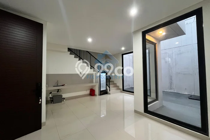 Disewakan! Rumah 2 Kamar Tidur &
1 Kamar Mandi di Summarecon Bogor, Bogor Disewakan! Rumah 2 Kamar Tidur &
1 Kamar Mandi di Summarecon Bogor, Bogor