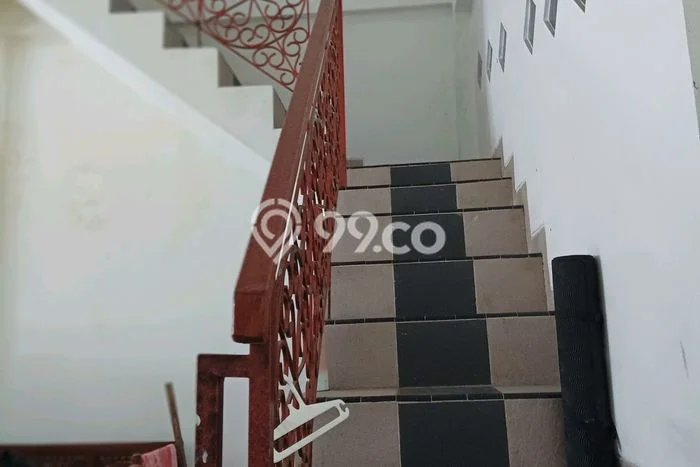 Dijual Ruko Kawasan Serengan, Luas 180m2m², Area Bisnis Dijual Ruko Kawasan Serengan, Luas 180m2m², Area Bisnis