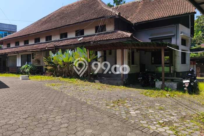 Komersial Lokasi Bisnis Kawasan Sayap Dago, Luas 1000m², Akses Strategis Komersial Lokasi Bisnis Kawasan Sayap Dago, Luas 1000m², Akses Strategis
