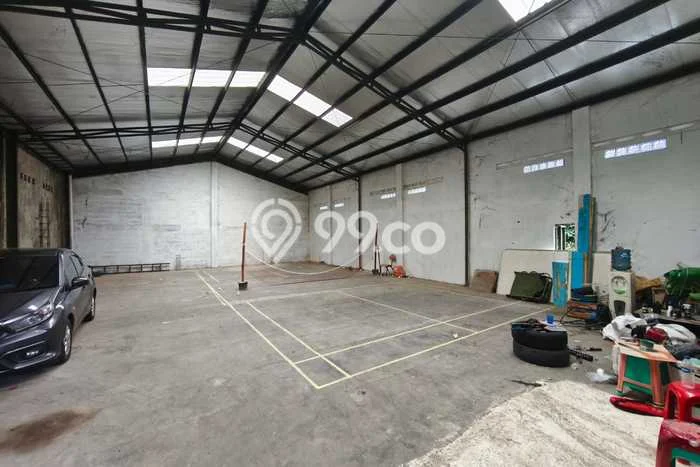 Ruko Area Bisnis di Dayeuhkolot, Luas 600m², Siap Operasional Ruko Area Bisnis di Dayeuhkolot, Luas 600m², Siap Operasional
