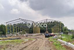 Gudang Disewa di Tangerang dengan LB 1600m2 Area Komersial Ramai Gudang Disewa di Tangerang dengan LB 1600m2 Area Komersial Ramai