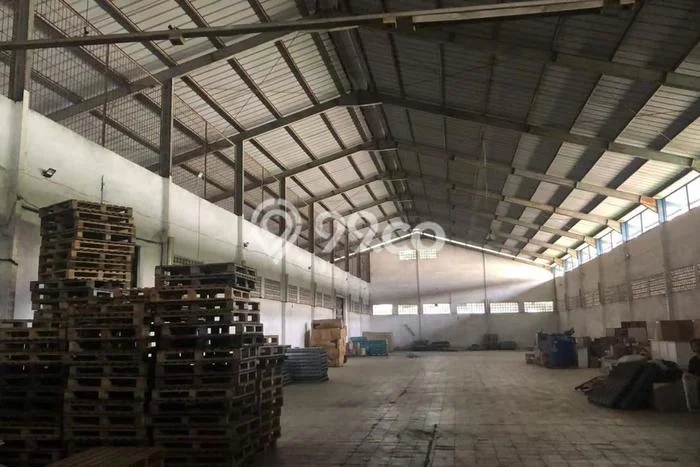 Unit Gudang disewakan di Periuk Tangerang dengan LT 960m2 / LB 960m2 Unit Gudang disewakan di Periuk Tangerang dengan LT 960m2 / LB 960m2