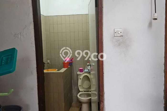 Rumah Elit Modern Tanpa Renovasi di Roxy Jakarta Pusat Rumah Elit Modern Tanpa Renovasi di Roxy Jakarta Pusat