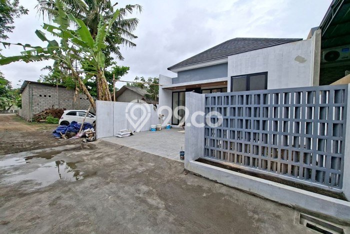 Rumah Modern Cantik 3 Kamar Bisa Langsung Pindah di Gamping Rumah Modern Cantik 3 Kamar Bisa Langsung Pindah di Gamping