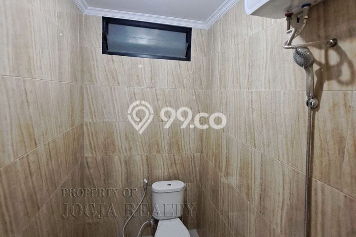 Dijual Rumah 4 Kamar Lokasi Ideal Nyaman dan Strategis di Wirobrajan Dijual Rumah 4 Kamar Lokasi Ideal Nyaman dan Strategis di Wirobrajan