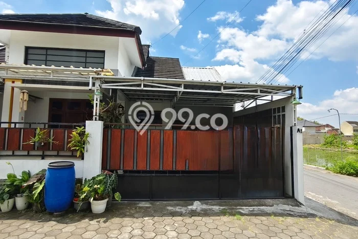 For Sale Rumah 3 Kamar Lokasi Strategis Bagus dan Strategis di Godean For Sale Rumah 3 Kamar Lokasi Strategis Bagus dan Strategis di Godean