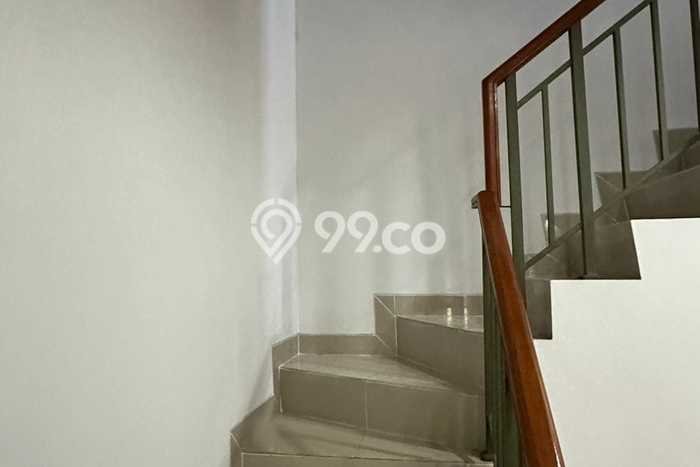 Jual Rumah Eksklusif 2 KT di Gading Serpong, Tangerang Jual Rumah Eksklusif 2 KT di Gading Serpong, Tangerang