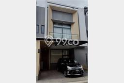 Siap Huni Rumah Mewah 3 Kamar di BSD Dekat ke Mana Saja Siap Huni Rumah Mewah 3 Kamar di BSD Dekat ke Mana Saja